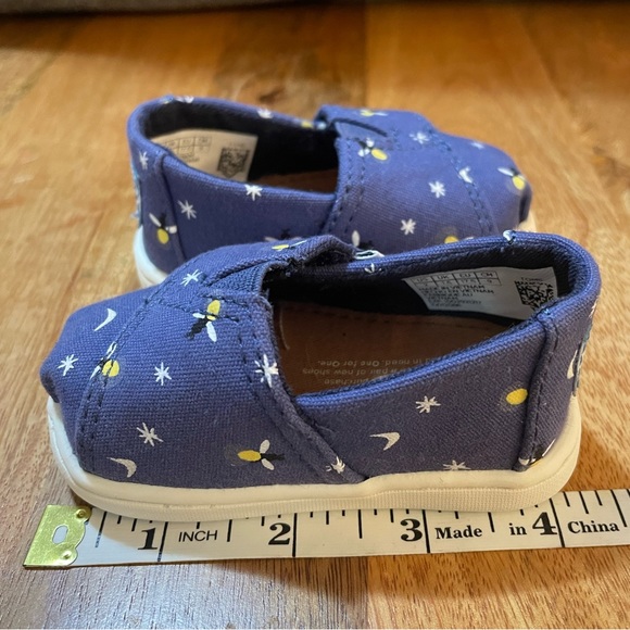 Baby firefly Toms, size 2 with Velcro strap - Picture 4 of 4